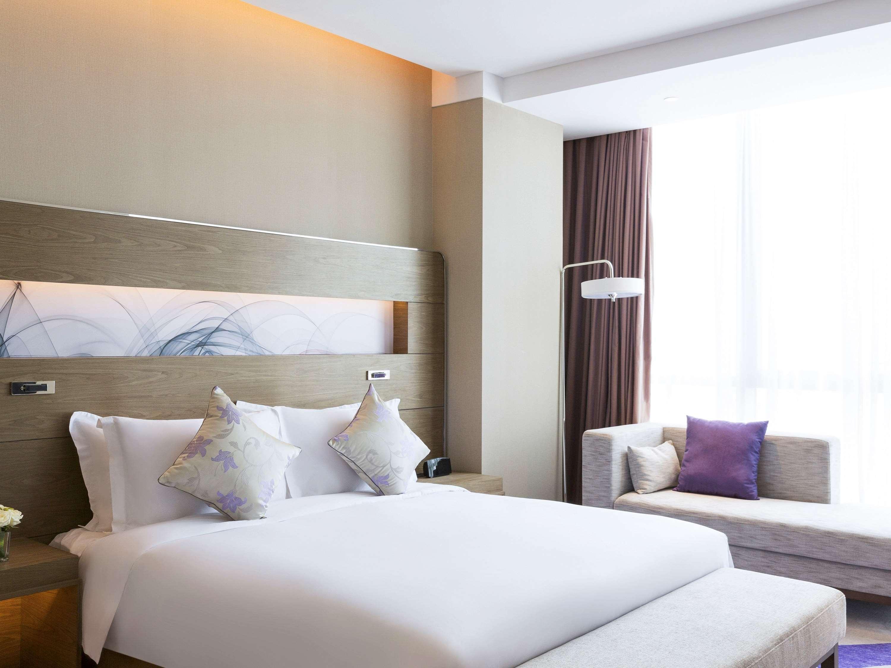 Novotel Rizhao Suning Exteriör bild