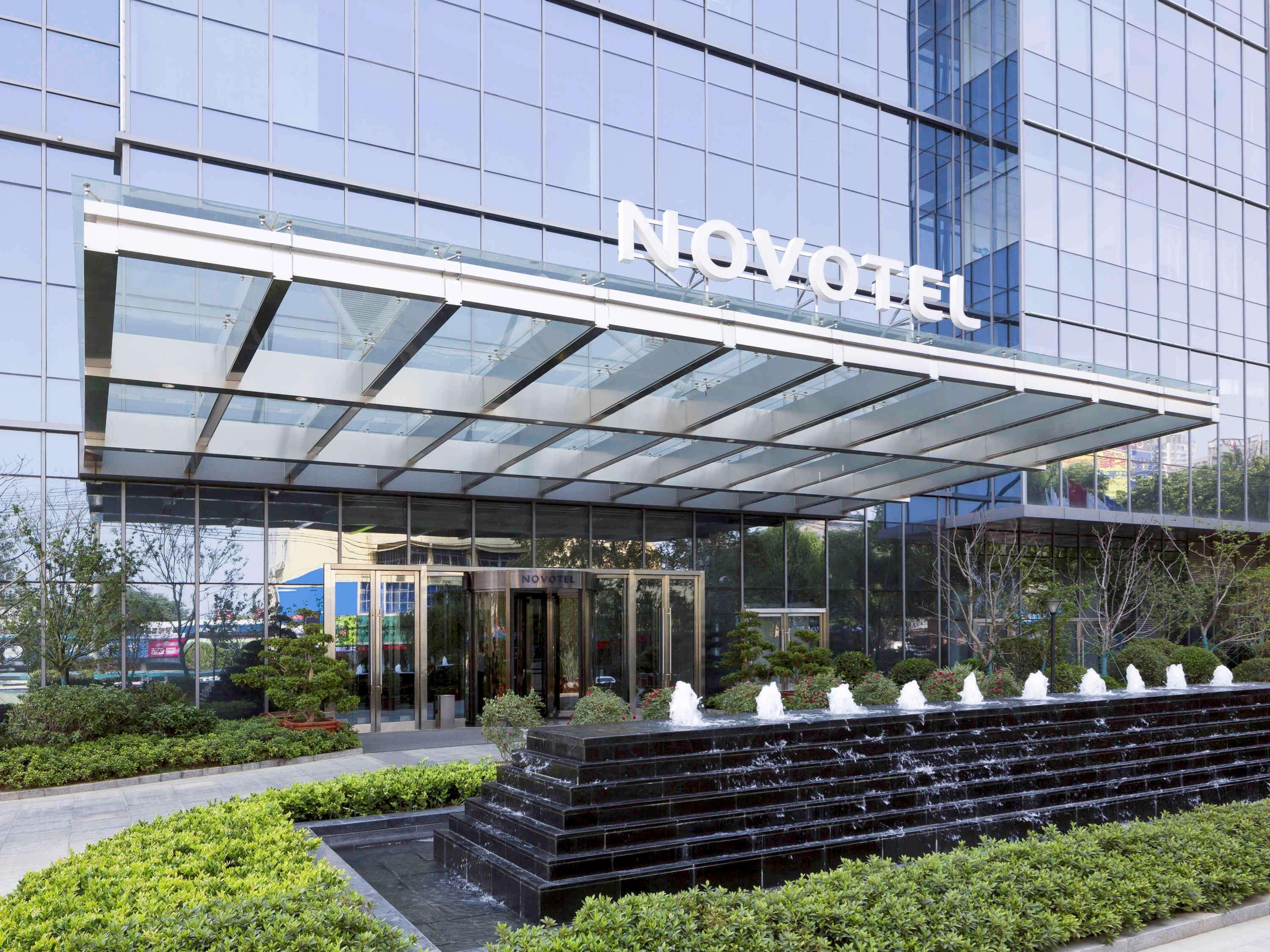 Novotel Rizhao Suning Exteriör bild