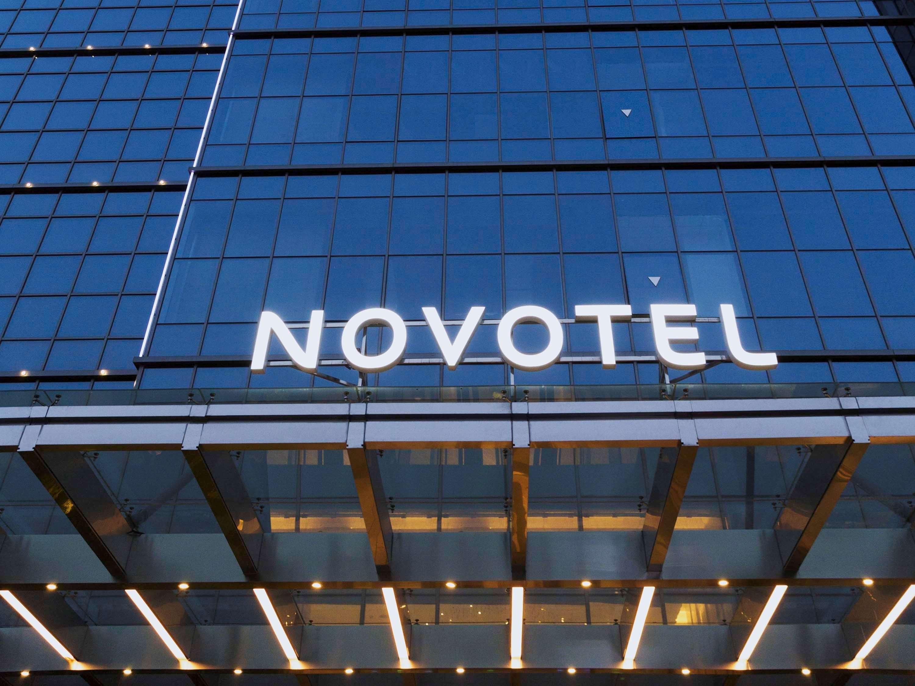 Novotel Rizhao Suning Exteriör bild