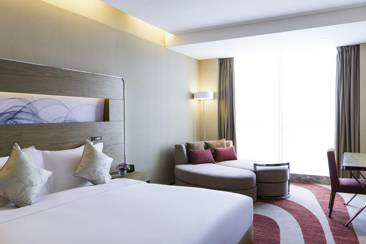 Novotel Rizhao Suning Exteriör bild